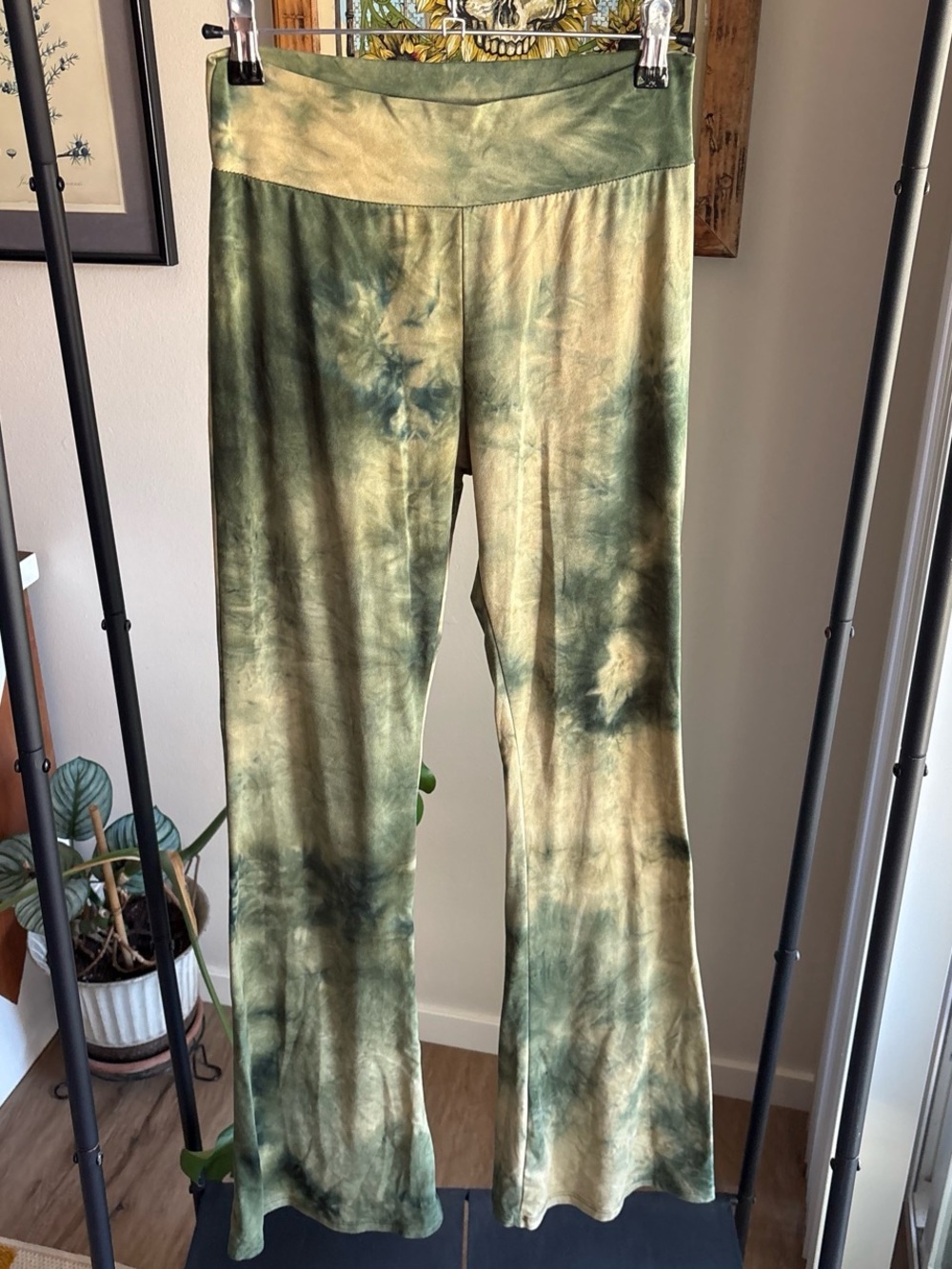 Tie-Dye Green Flare Pants